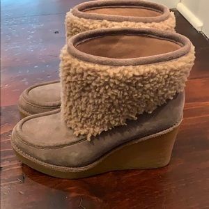 Ugg wedge bootie